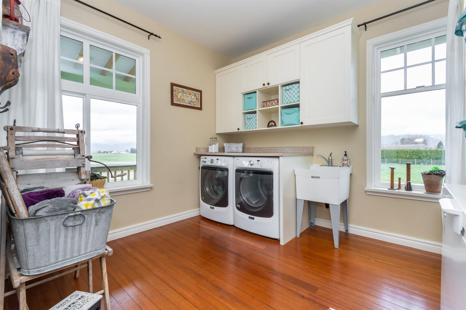 Listing Image 16