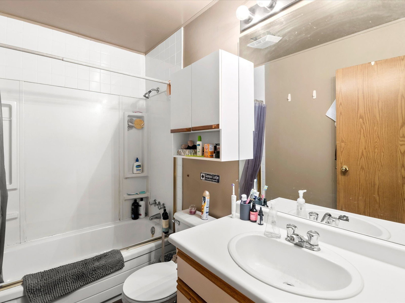 Listing Image 23