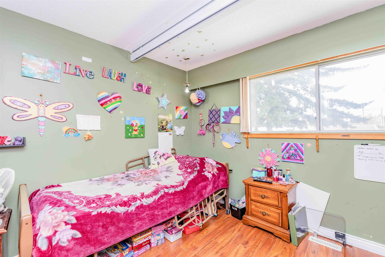 Listing Image 14