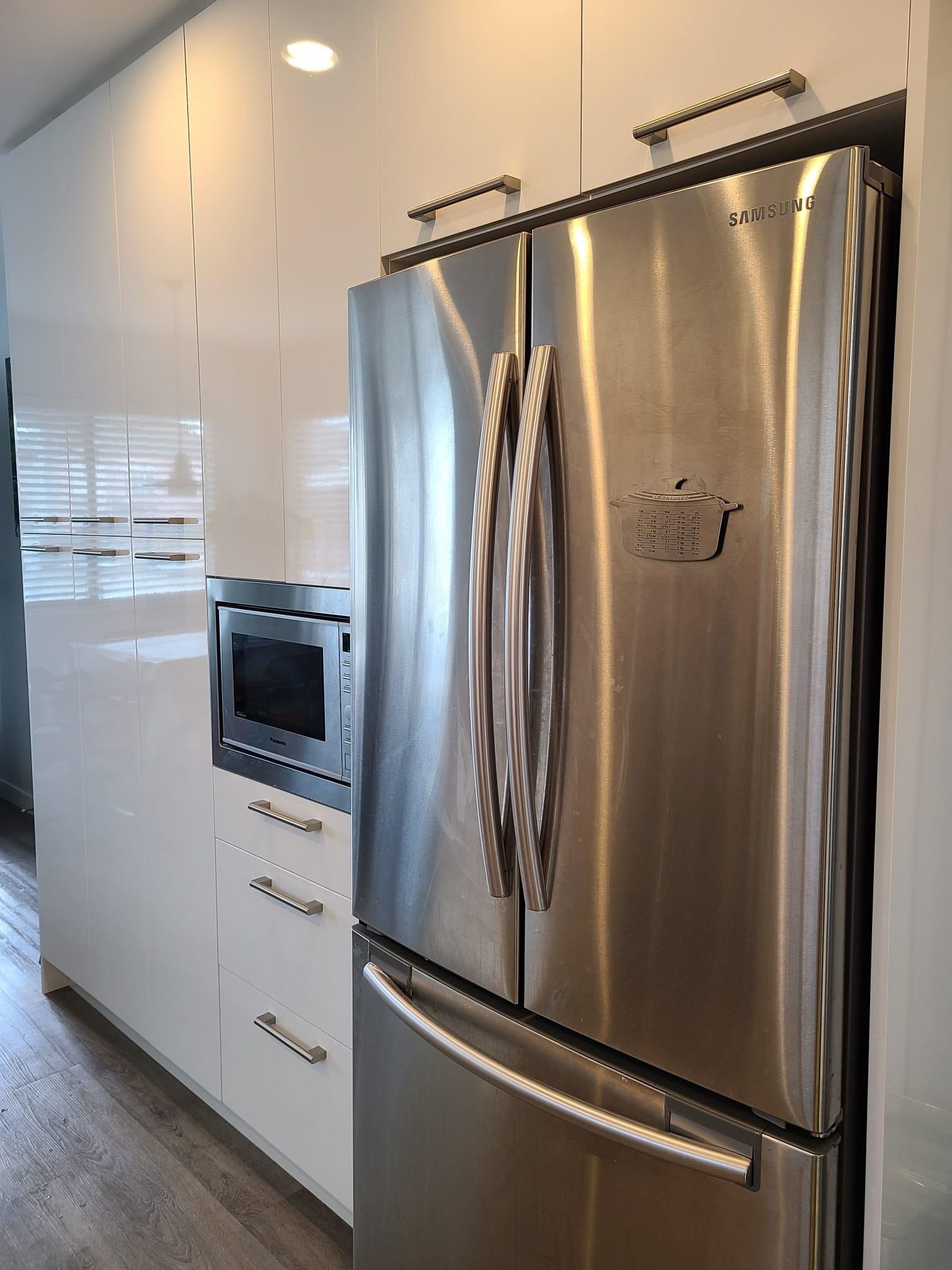 Listing Image 12