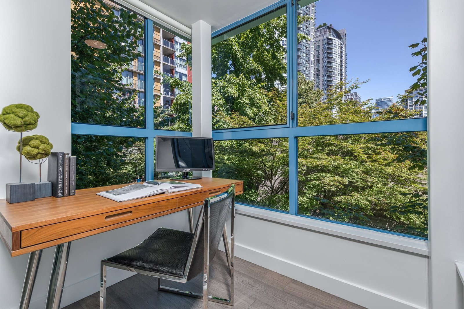Listing Image 9