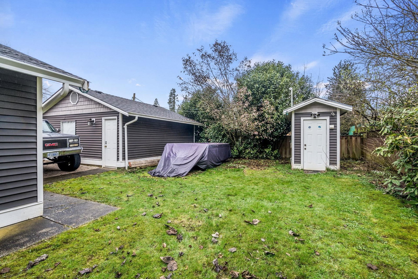 Listing Image 27