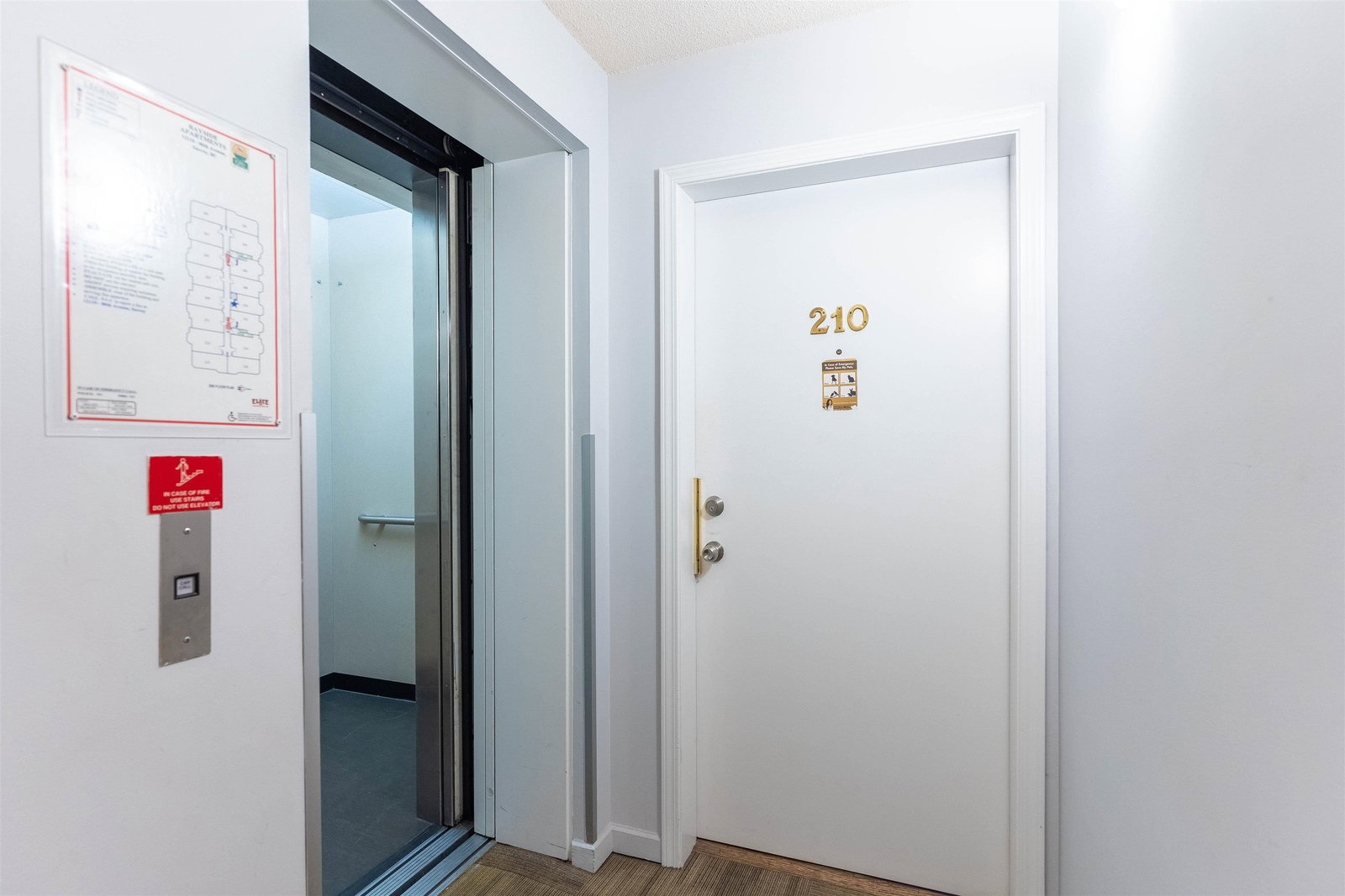 Listing Image 8