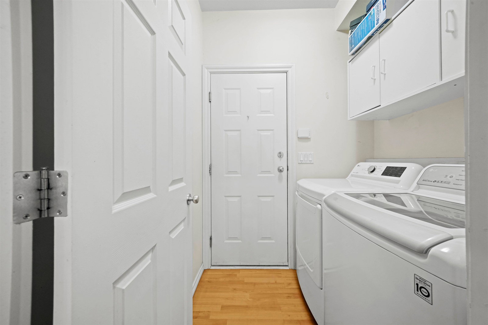 Listing Image 14