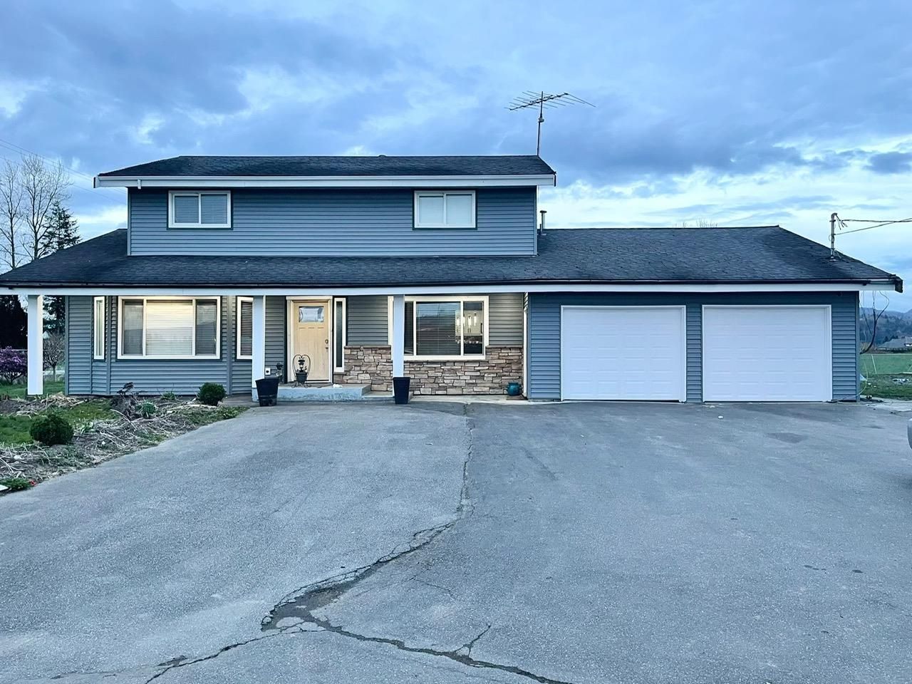 Listing Image 1