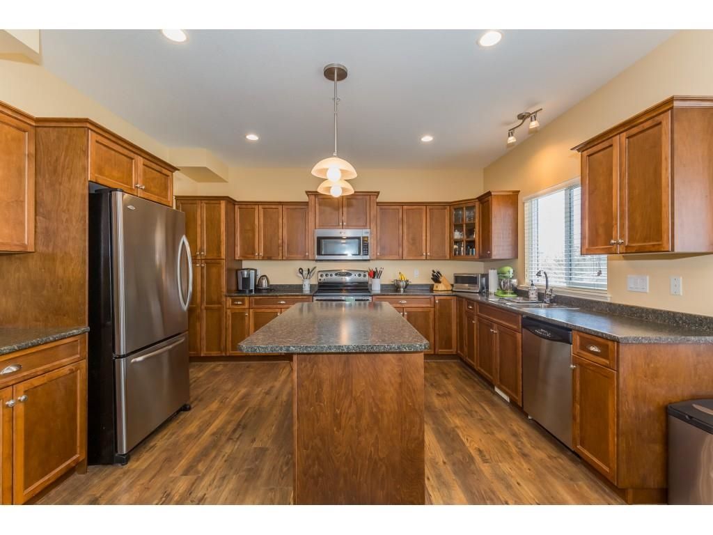 Listing Image 16
