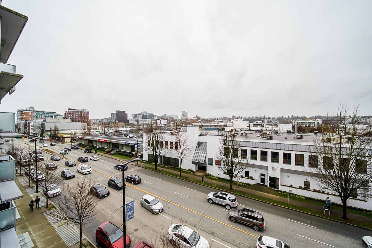 Listing Image 20