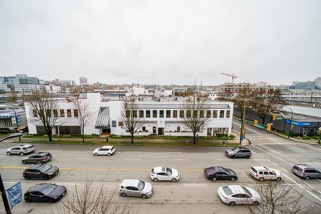 Listing Image 22