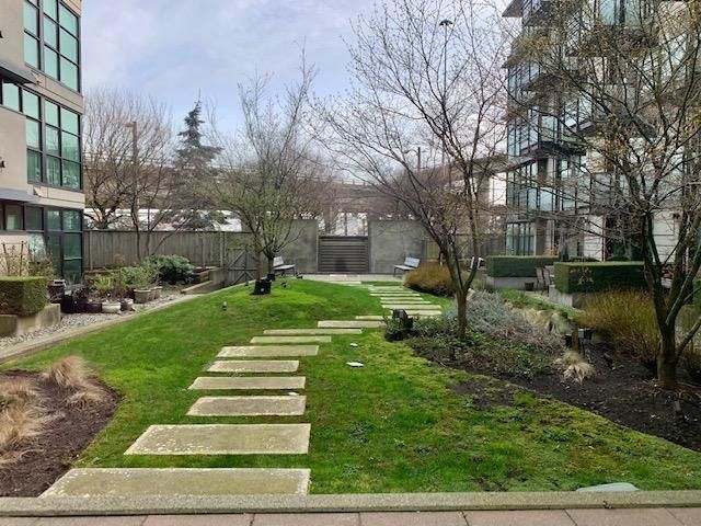 Listing Image 19