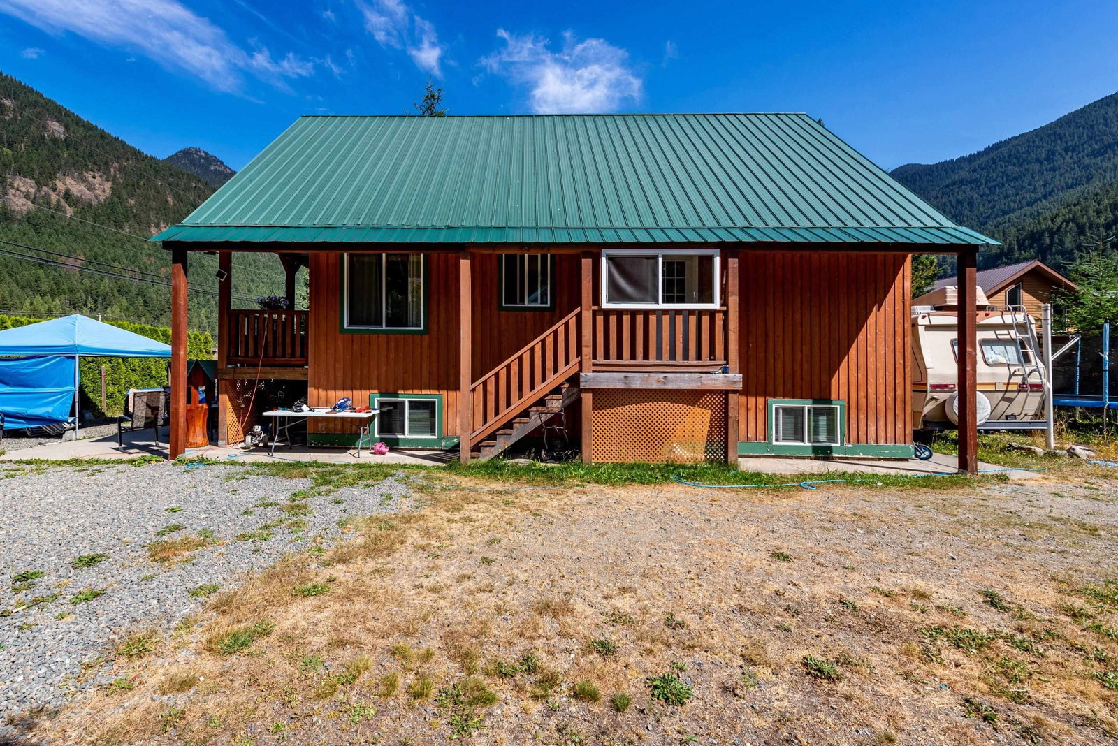 Listing Image 4