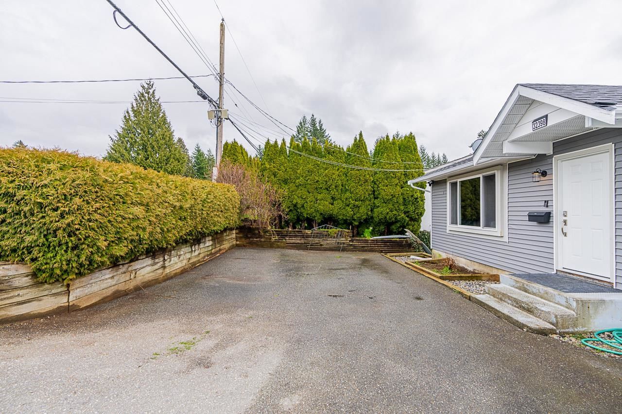Listing Image 40