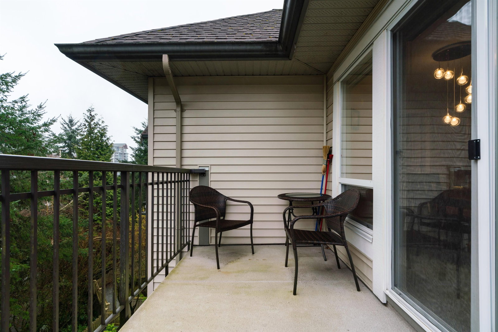 Listing Image 29