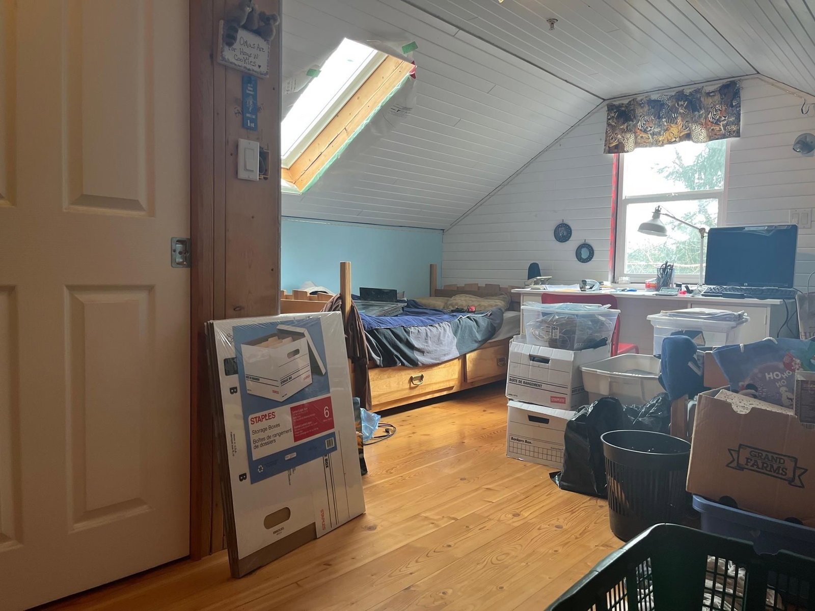 Listing Image 16