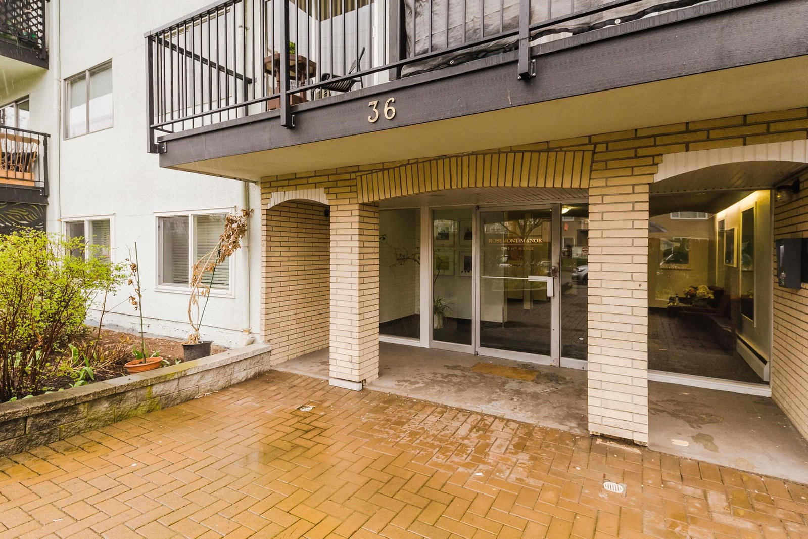 Listing Image 24
