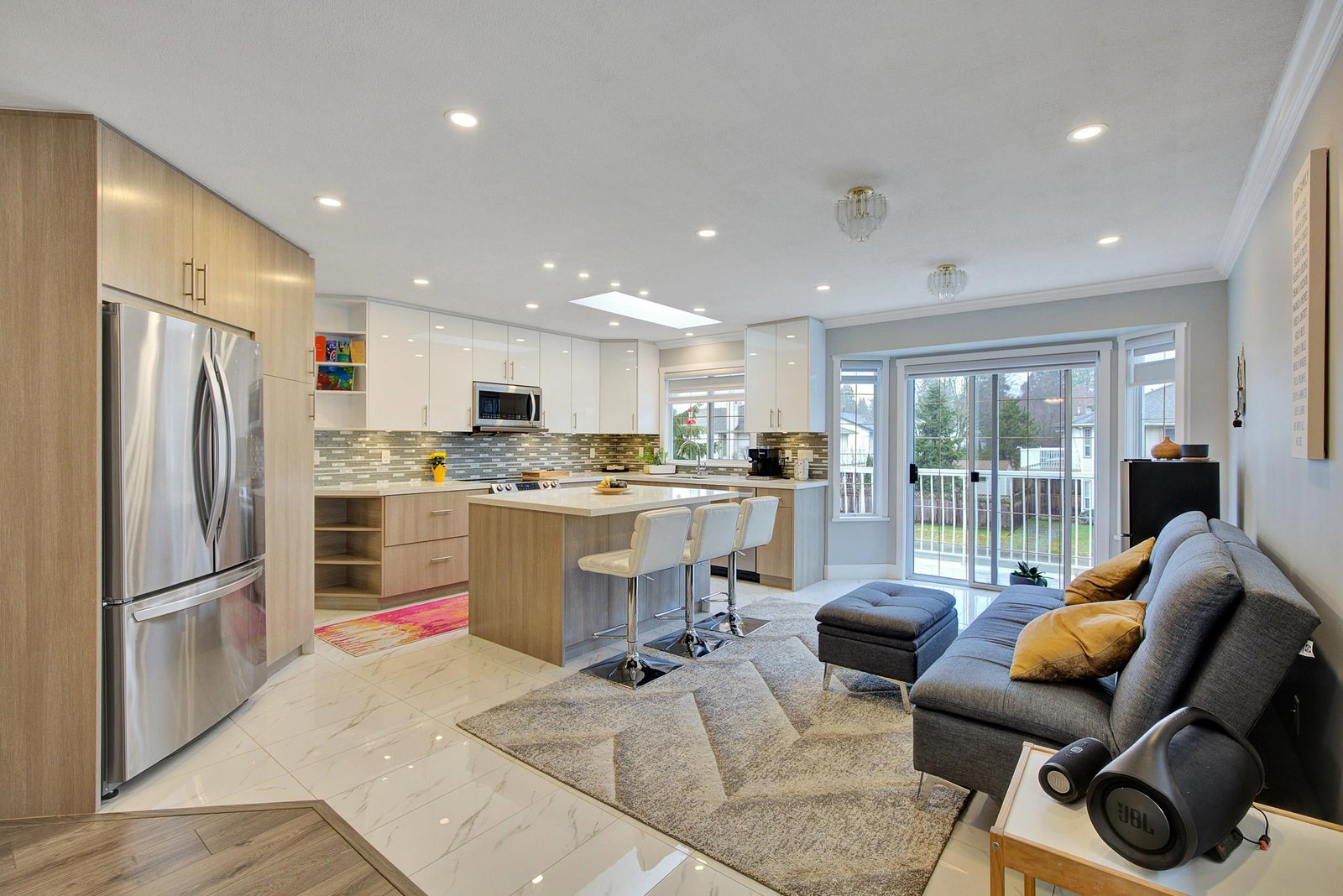 Listing Image 15