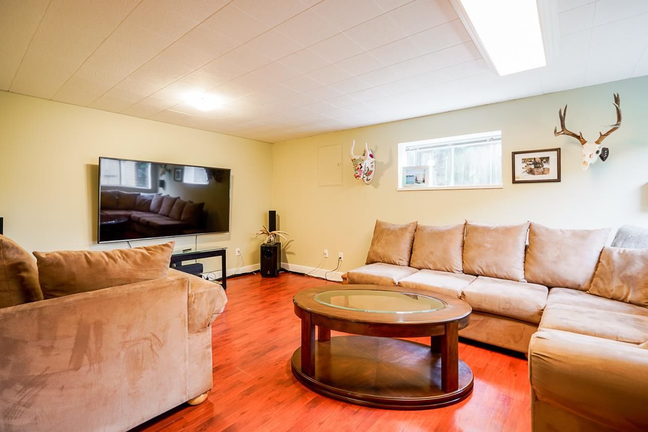 Listing Image 15