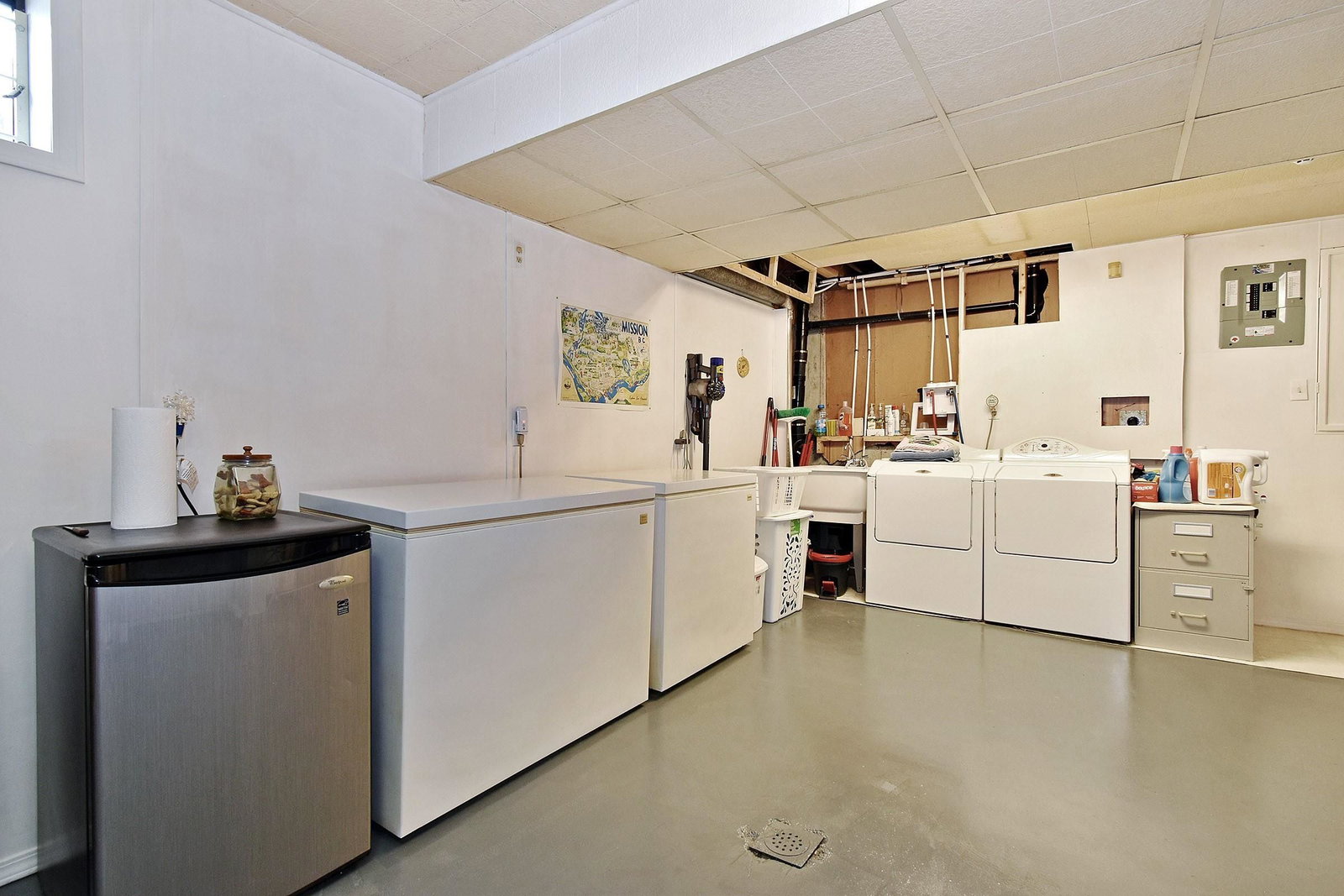 Listing Image 18