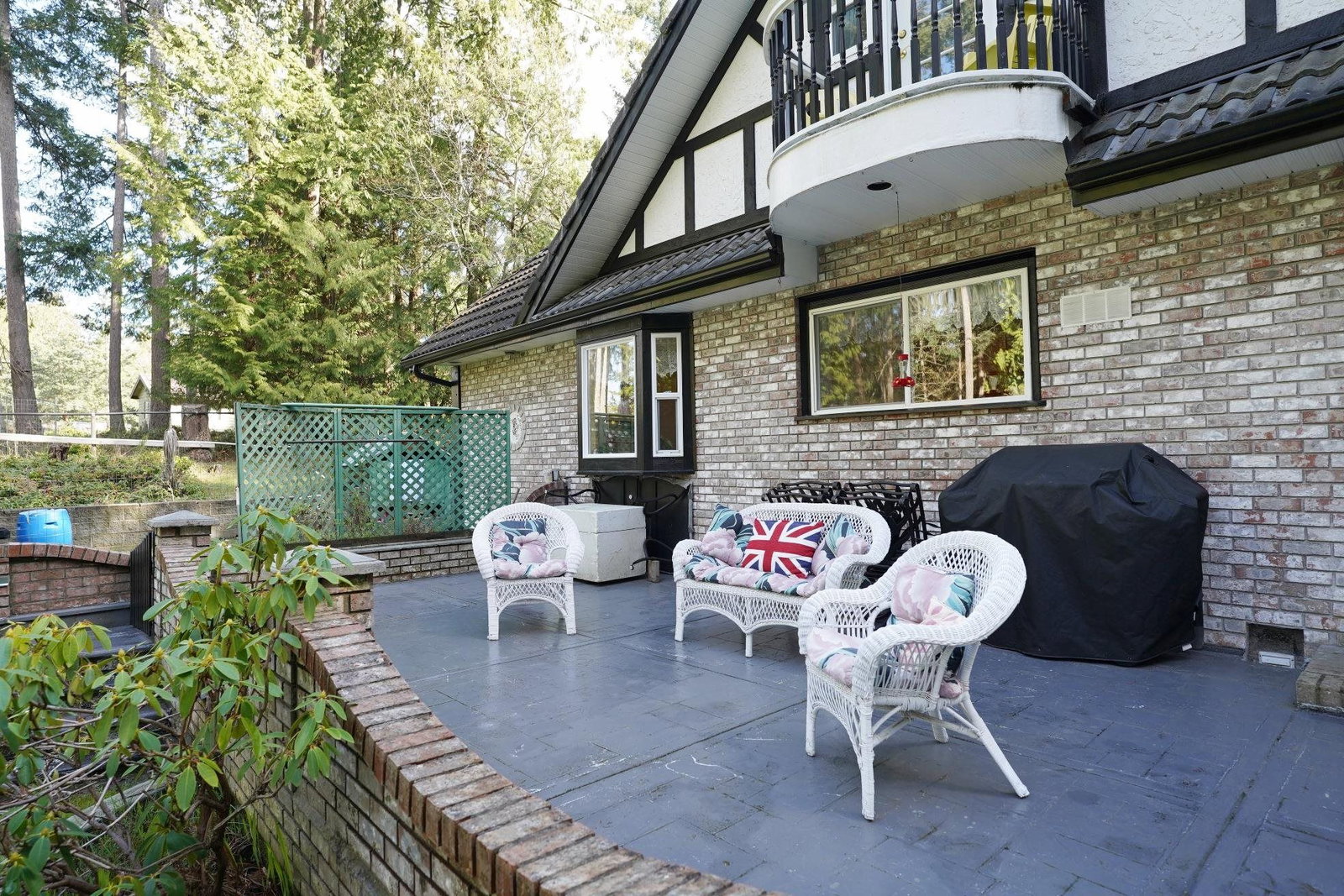 Listing Image 11