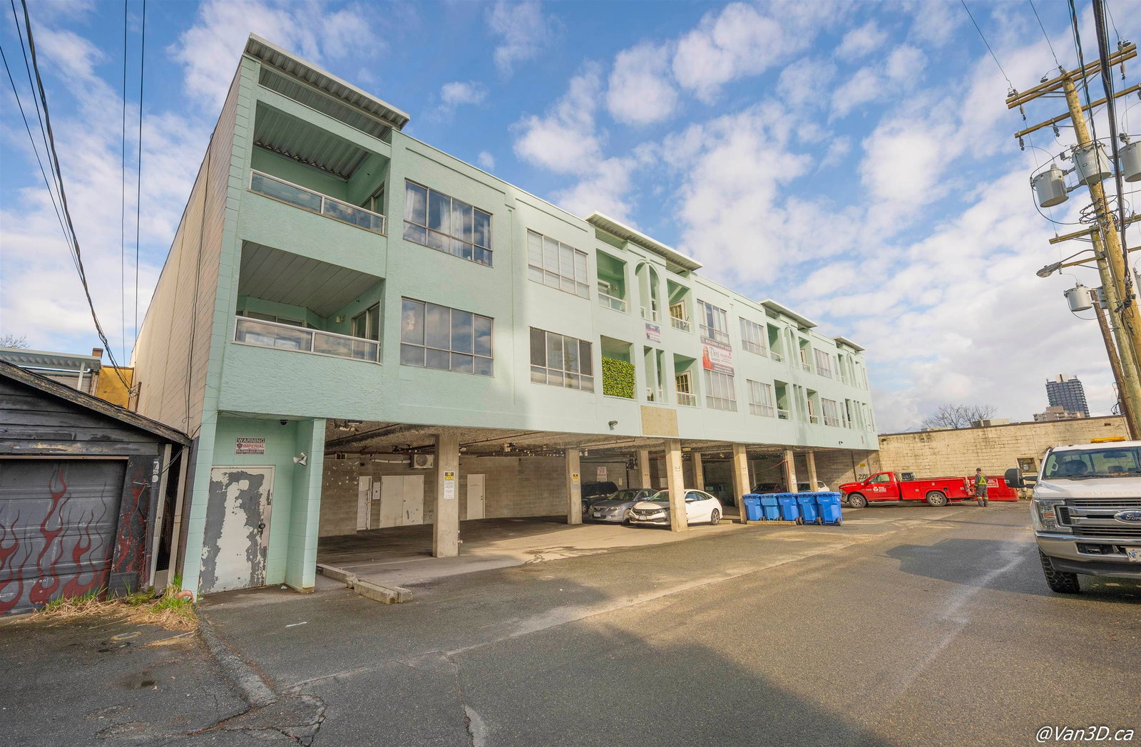 Listing Image 21