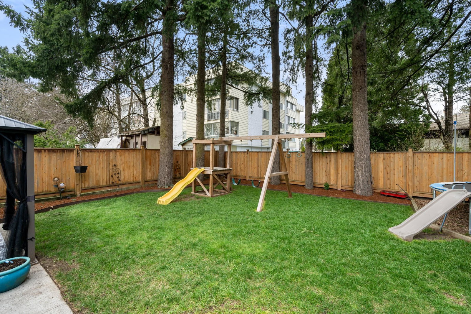 Listing Image 38