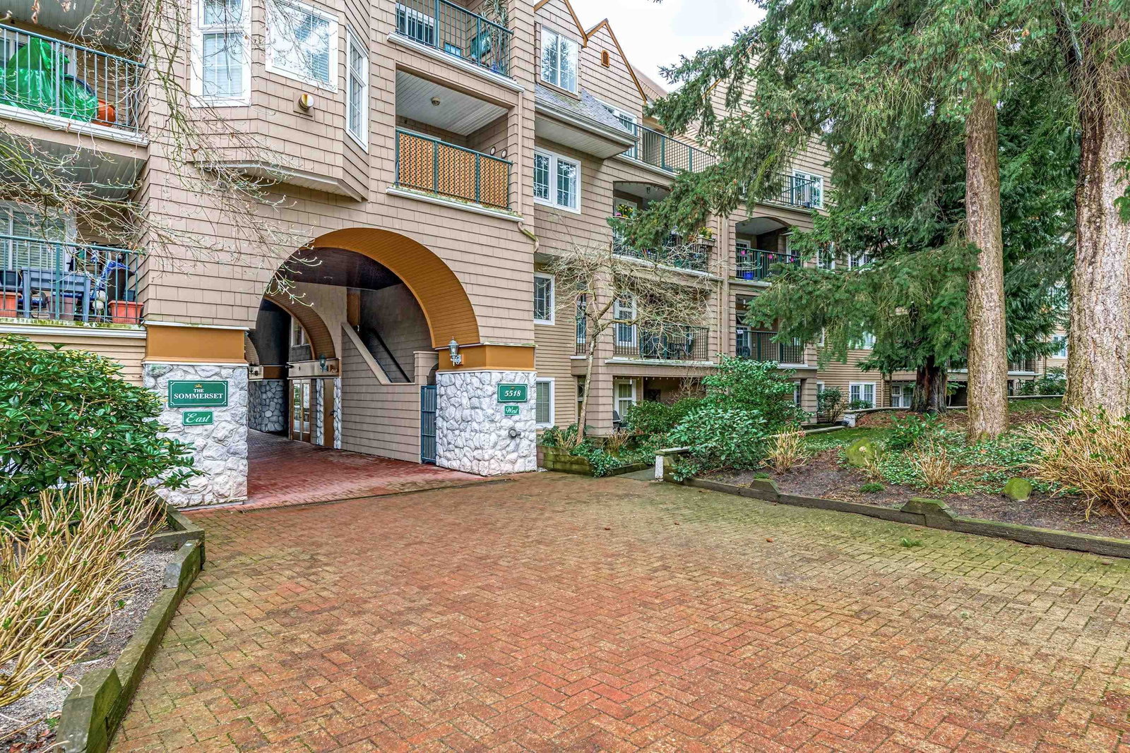 Listing Image 27