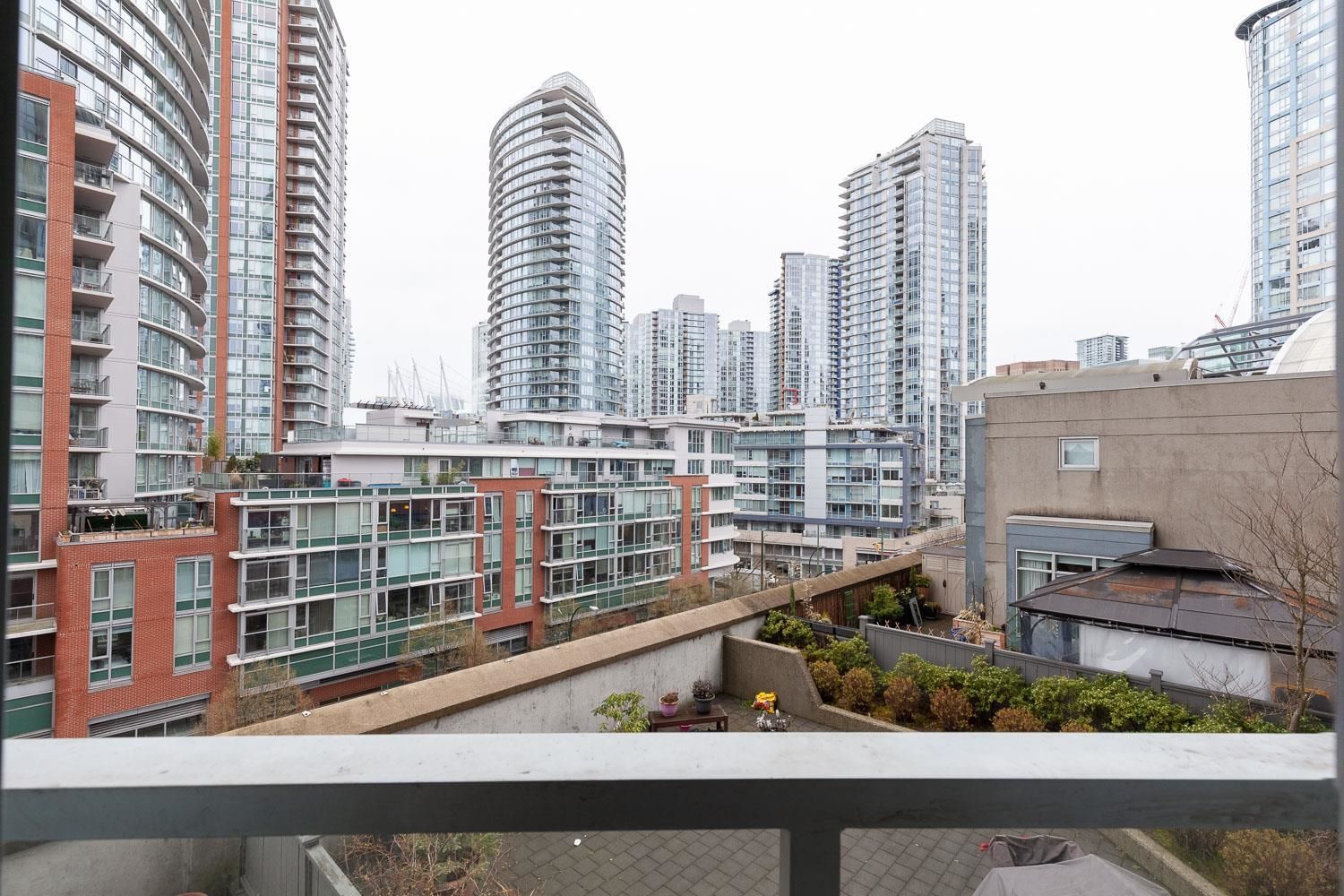 Listing Image 15