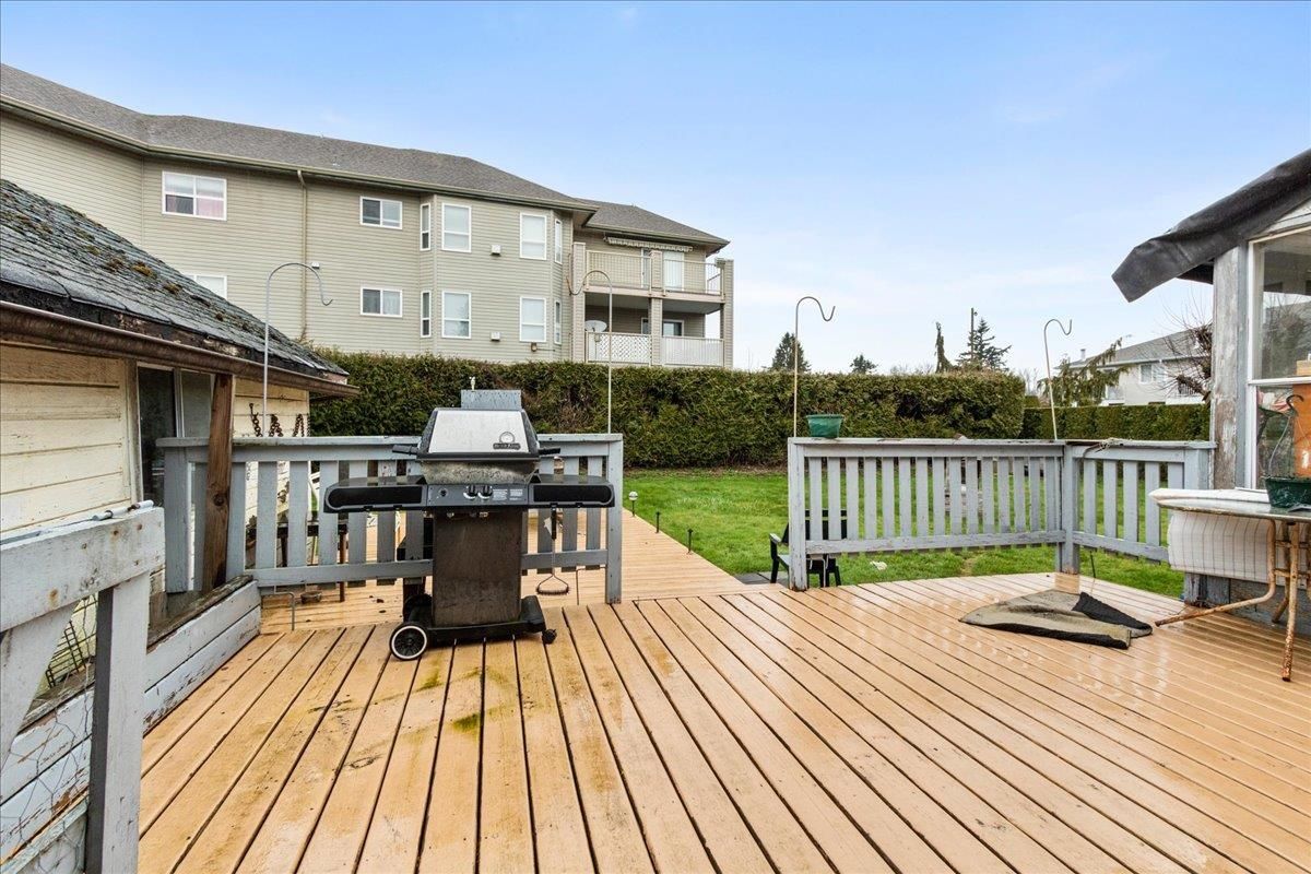 Listing Image 16
