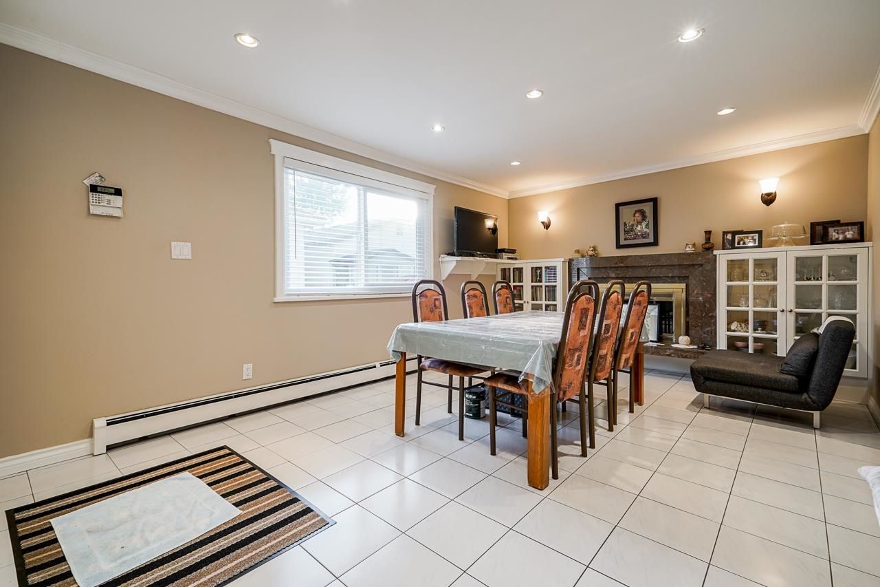 Listing Image 13