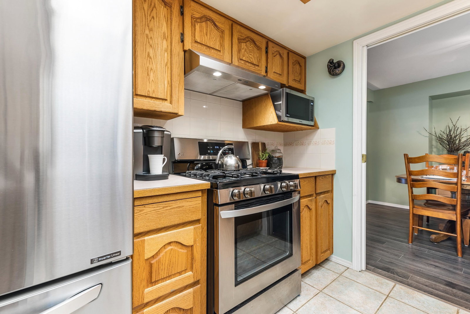 Listing Image 12