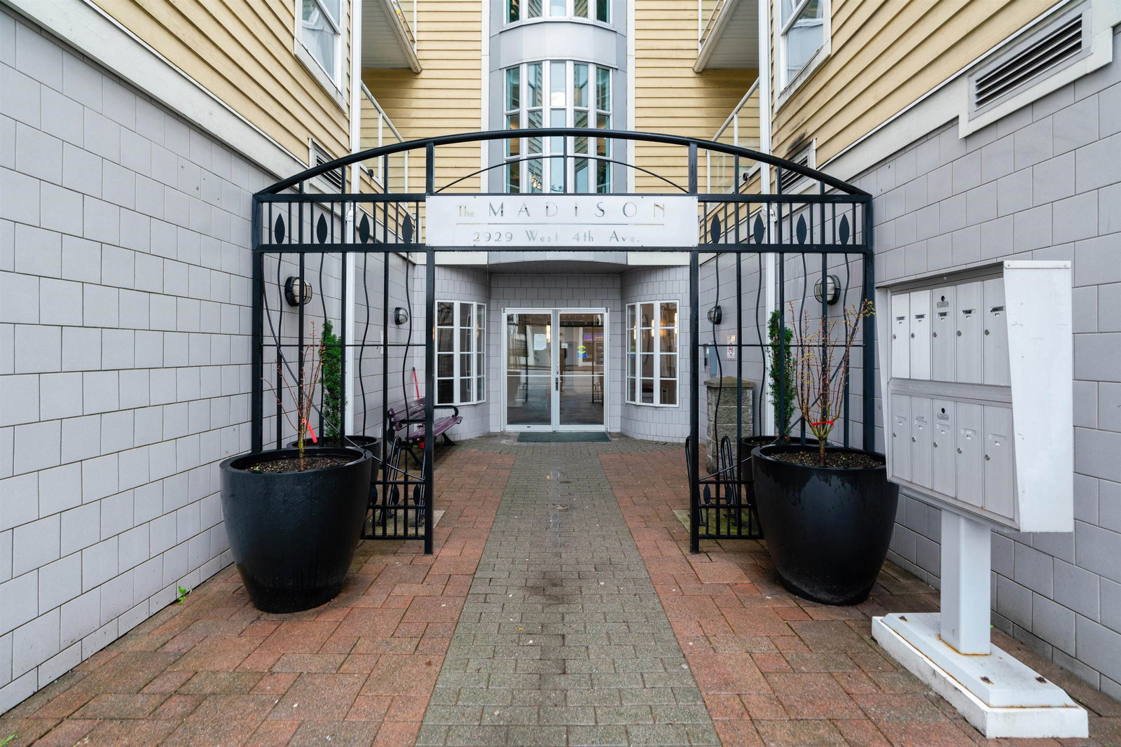 Listing Image 17
