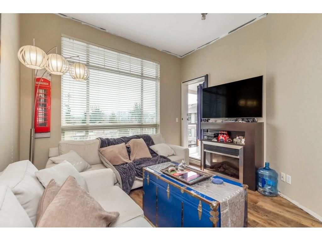 Listing Image 18