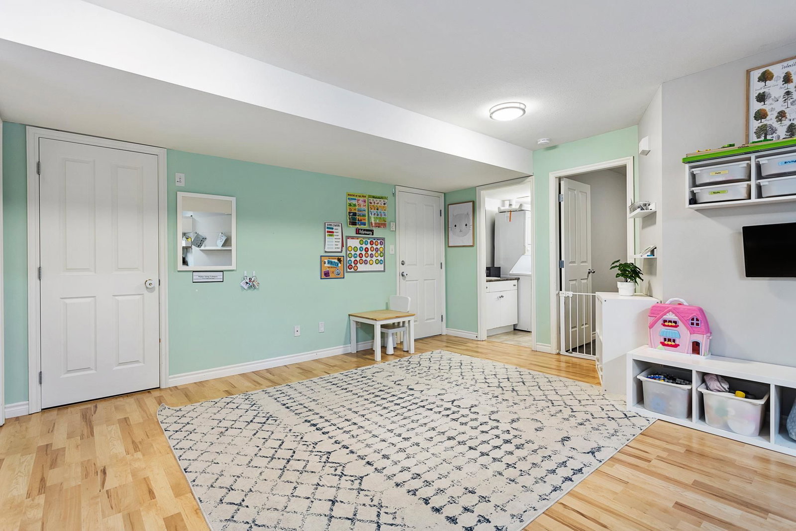 Listing Image 21