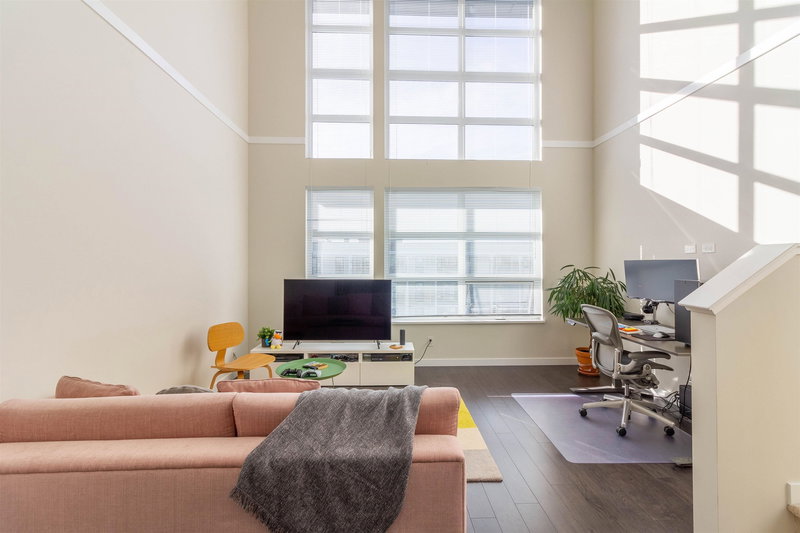 510 - 9877 University Crescent, Burnaby, V5A 0E5 | Image 3