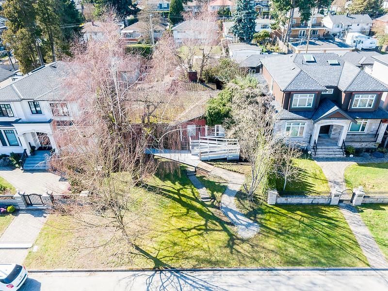 Listing Image 14