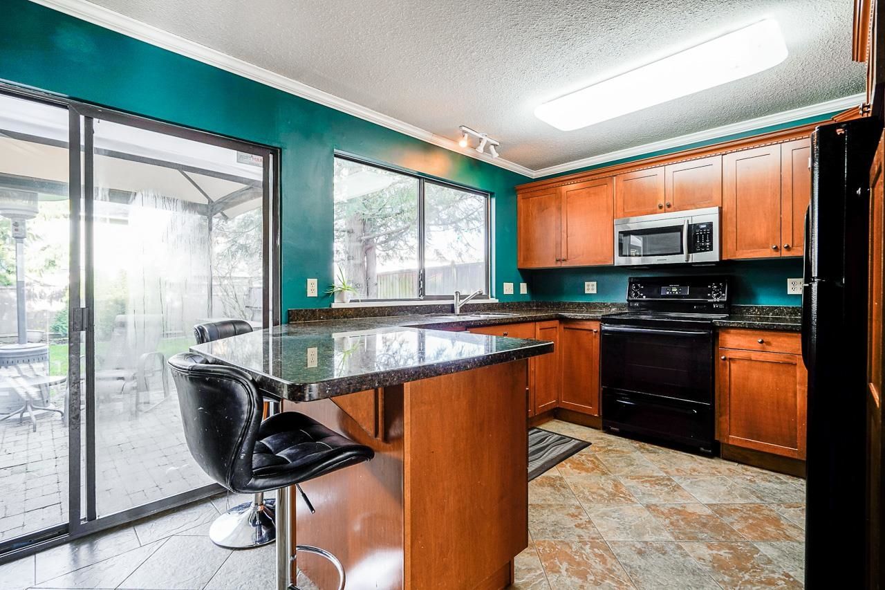 Listing Image 6