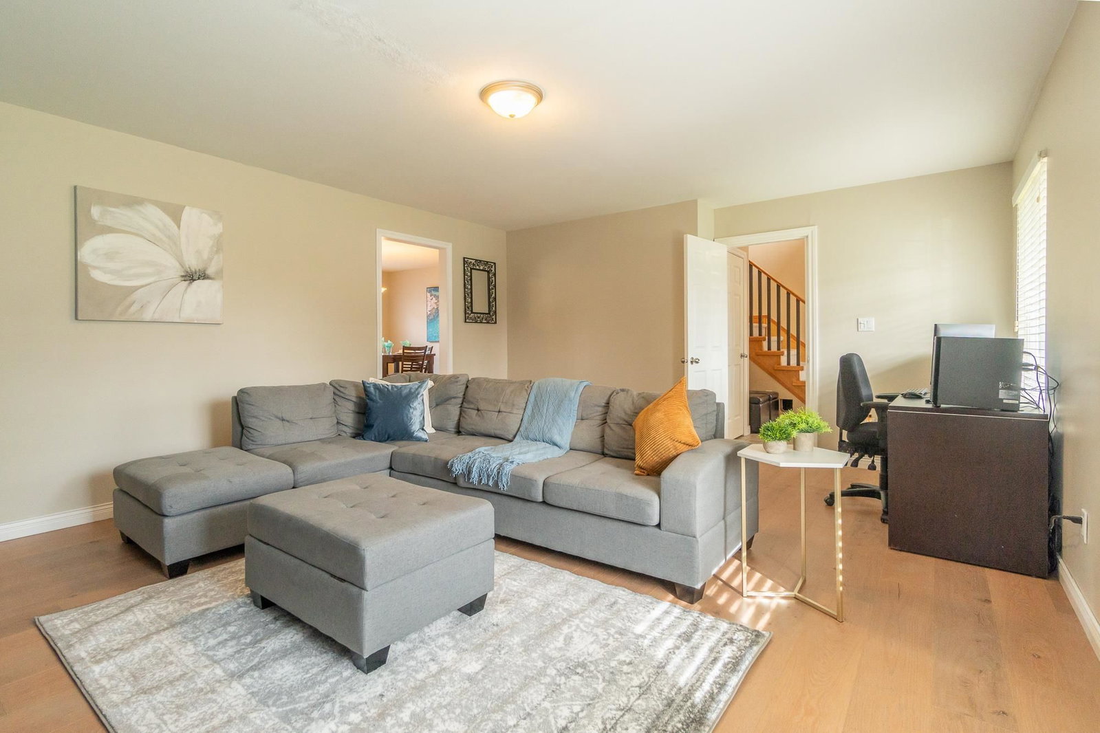 Listing Image 13