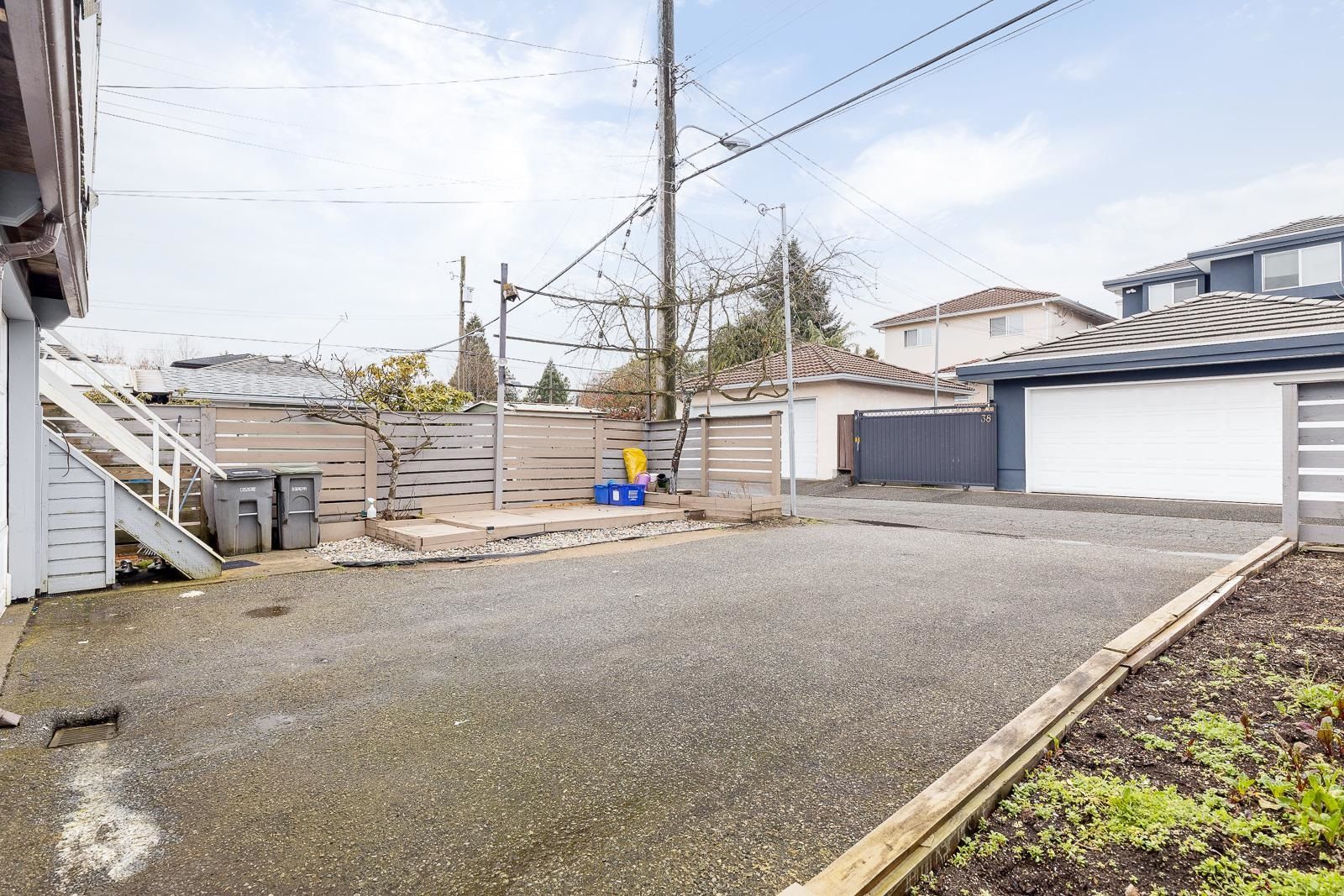 Listing Image 28