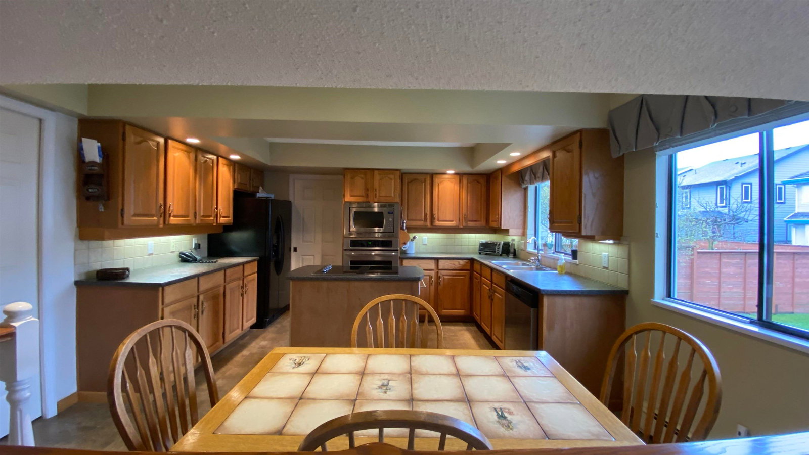Listing Image 5