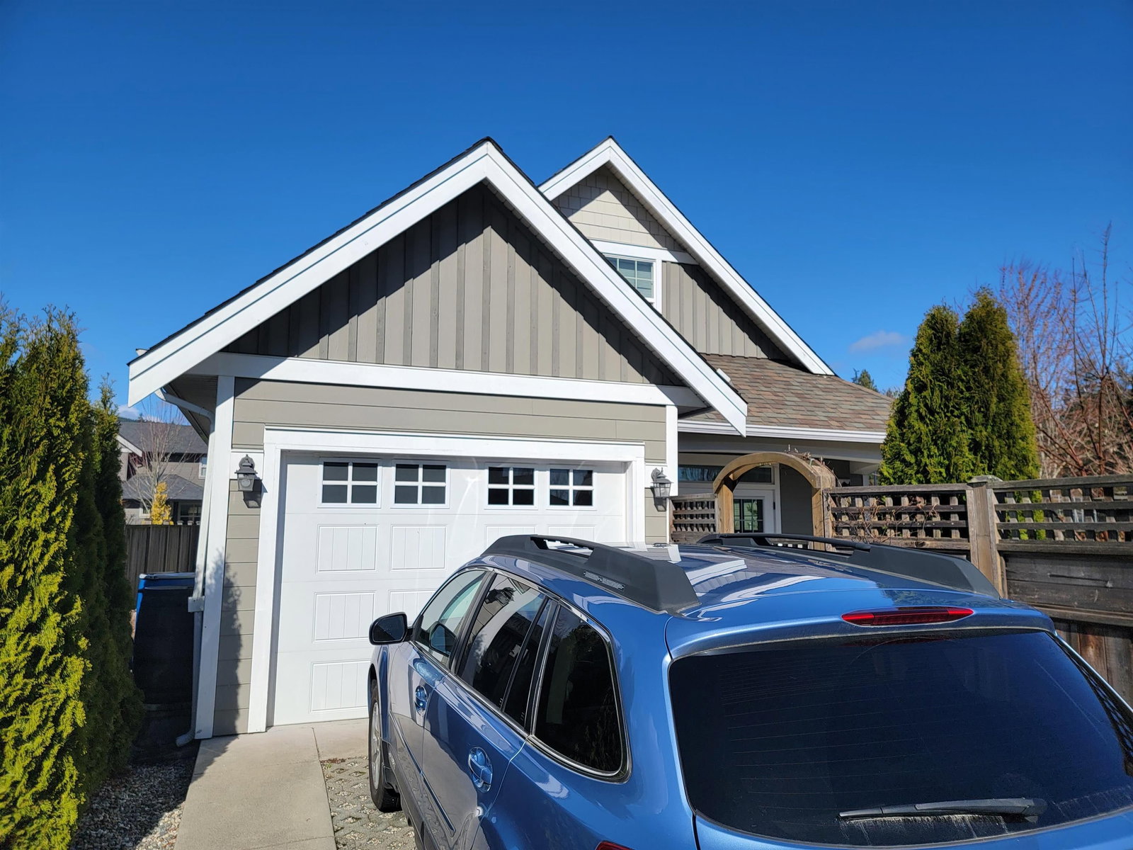Listing Image 4