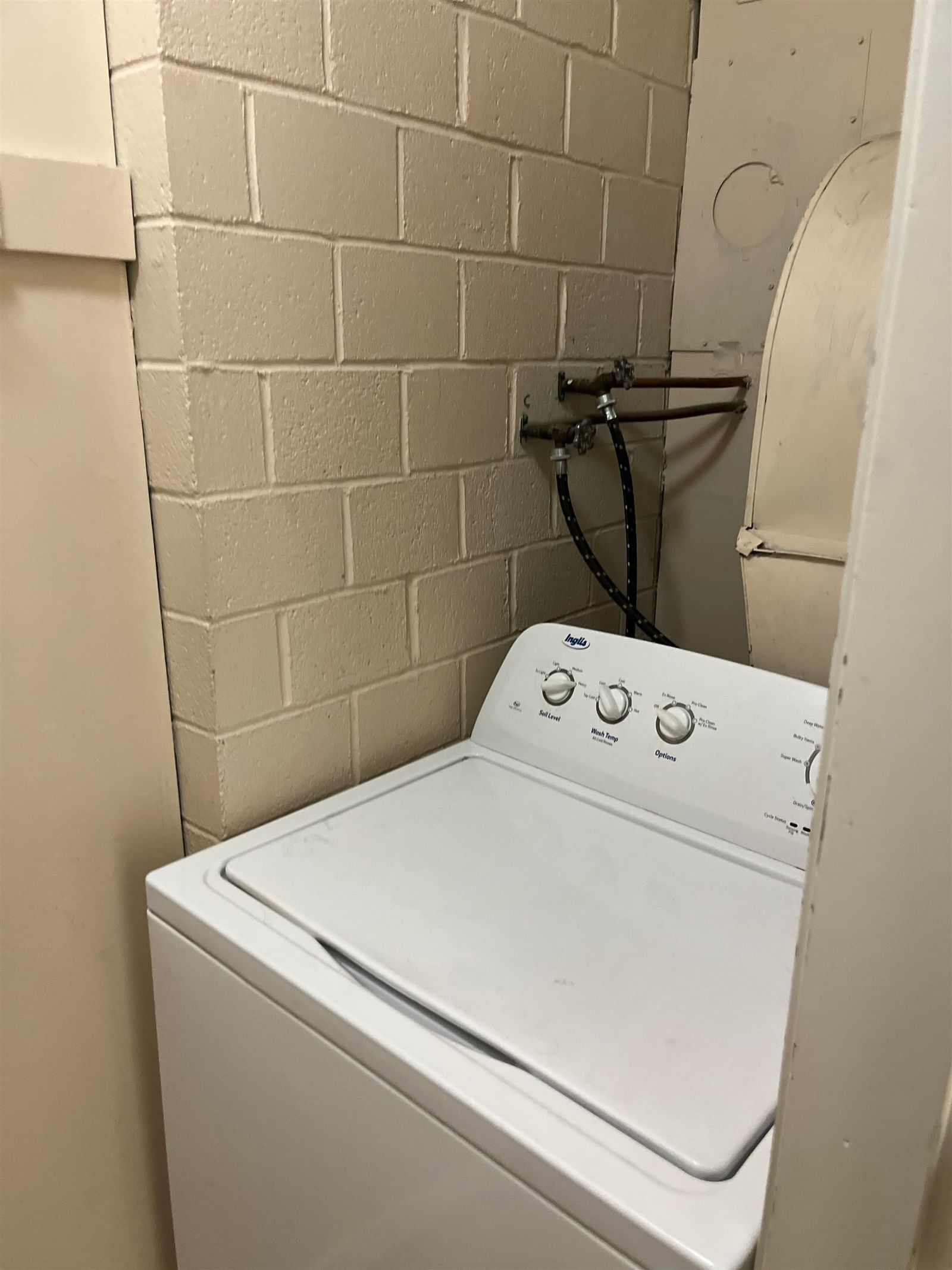 Listing photo 5