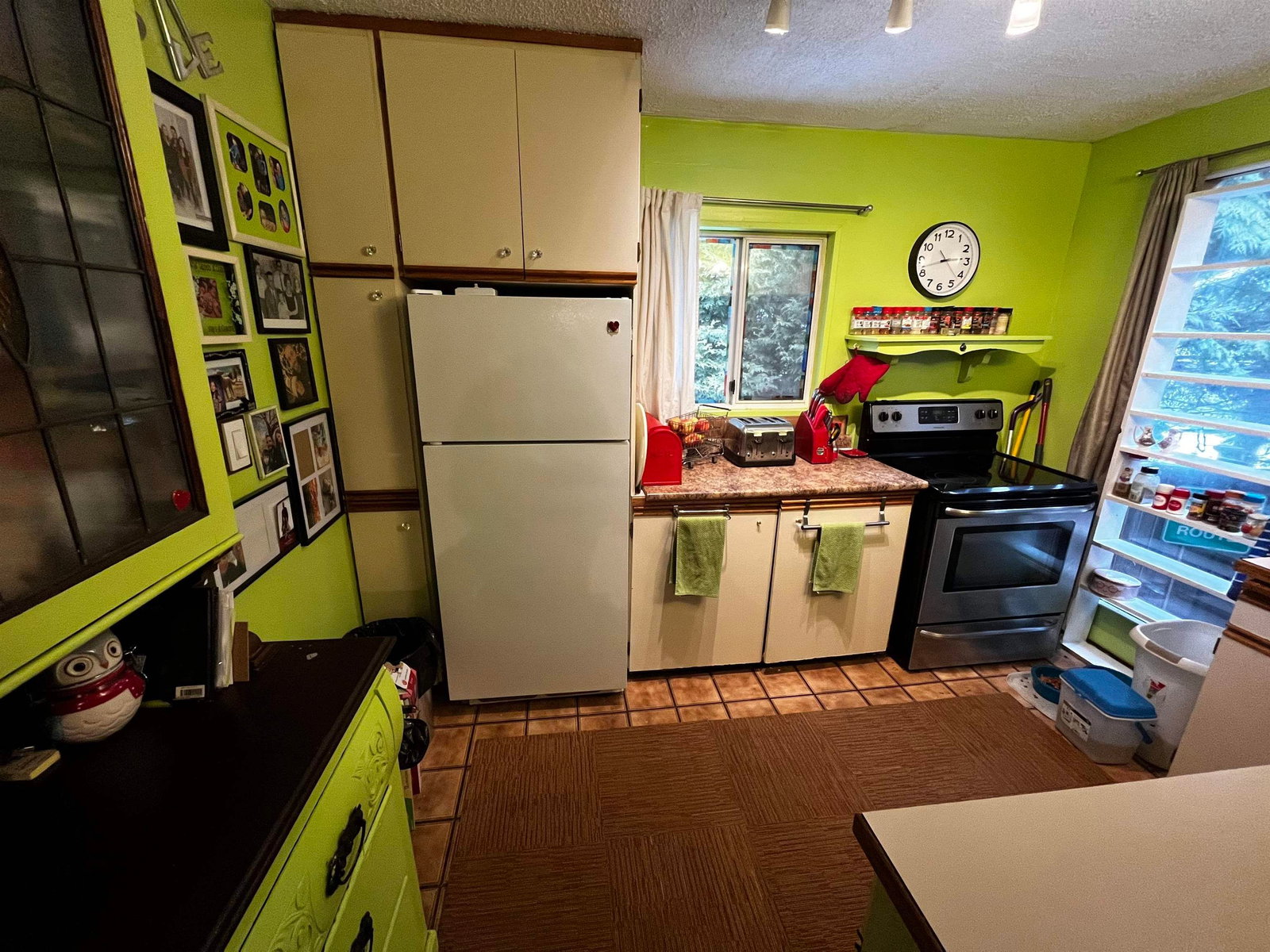 Listing Image 19