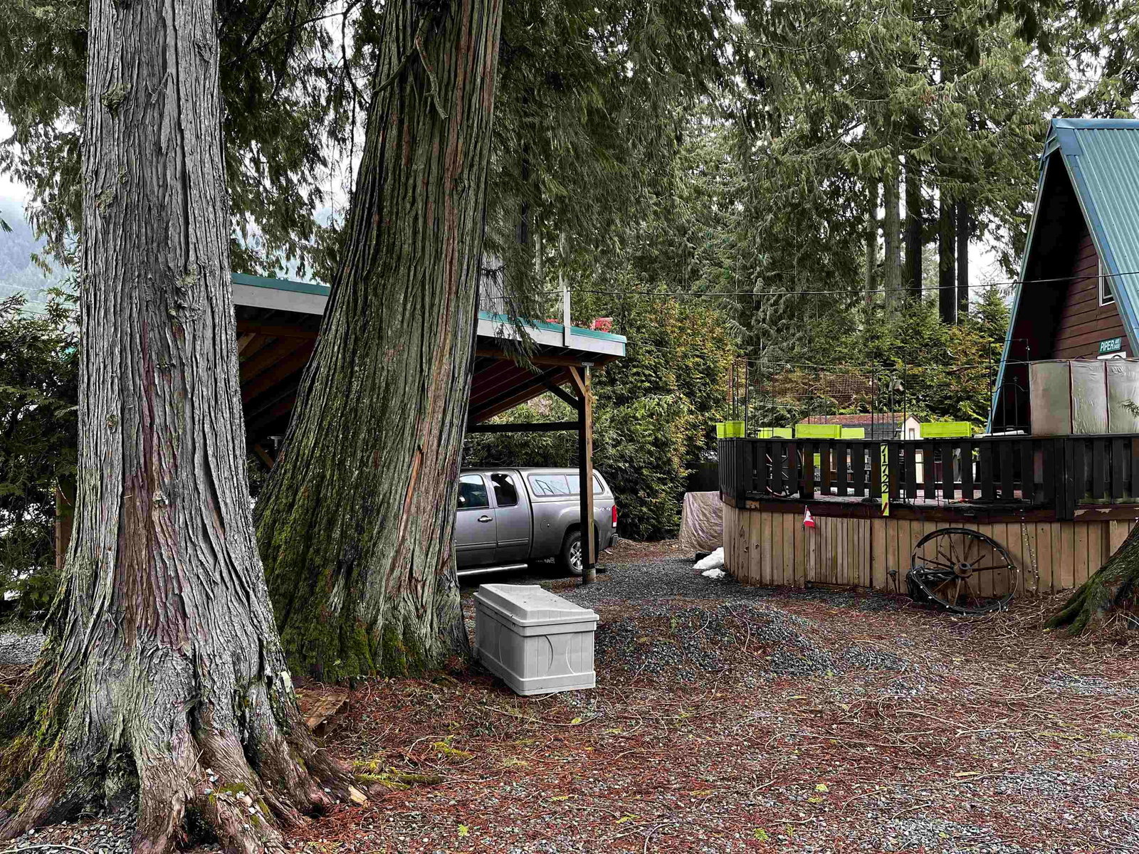 Listing Image 4