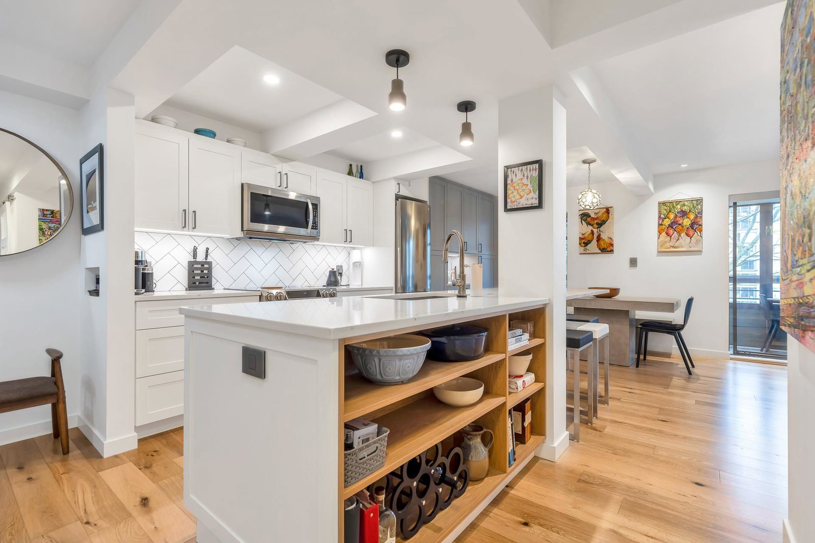 Listing Image 15