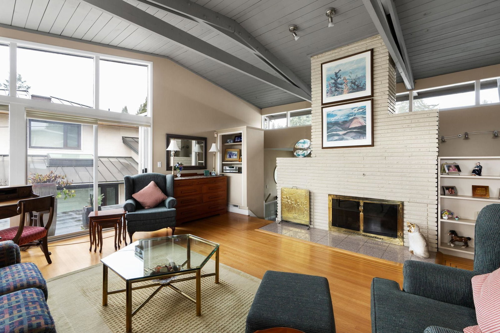 Listing Image 7