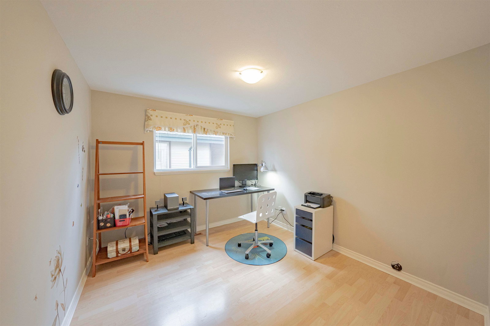 Listing Image 17