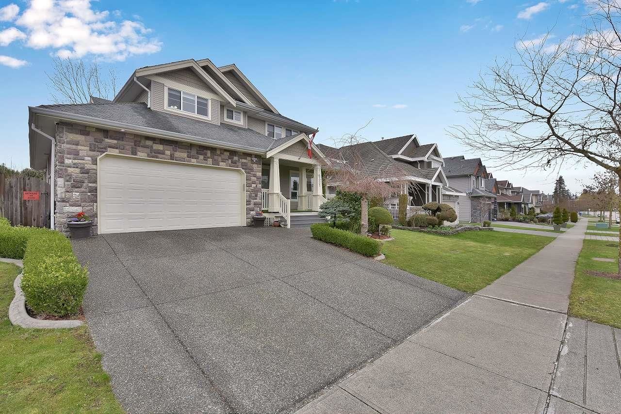 Listing Image 1
