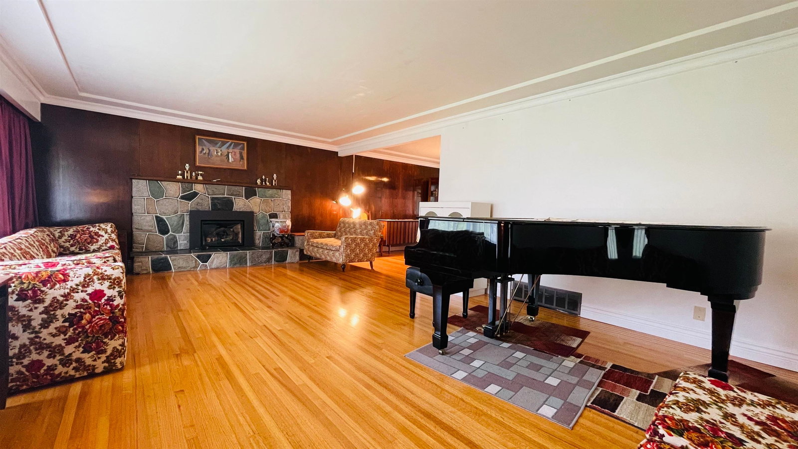 Listing Image 18
