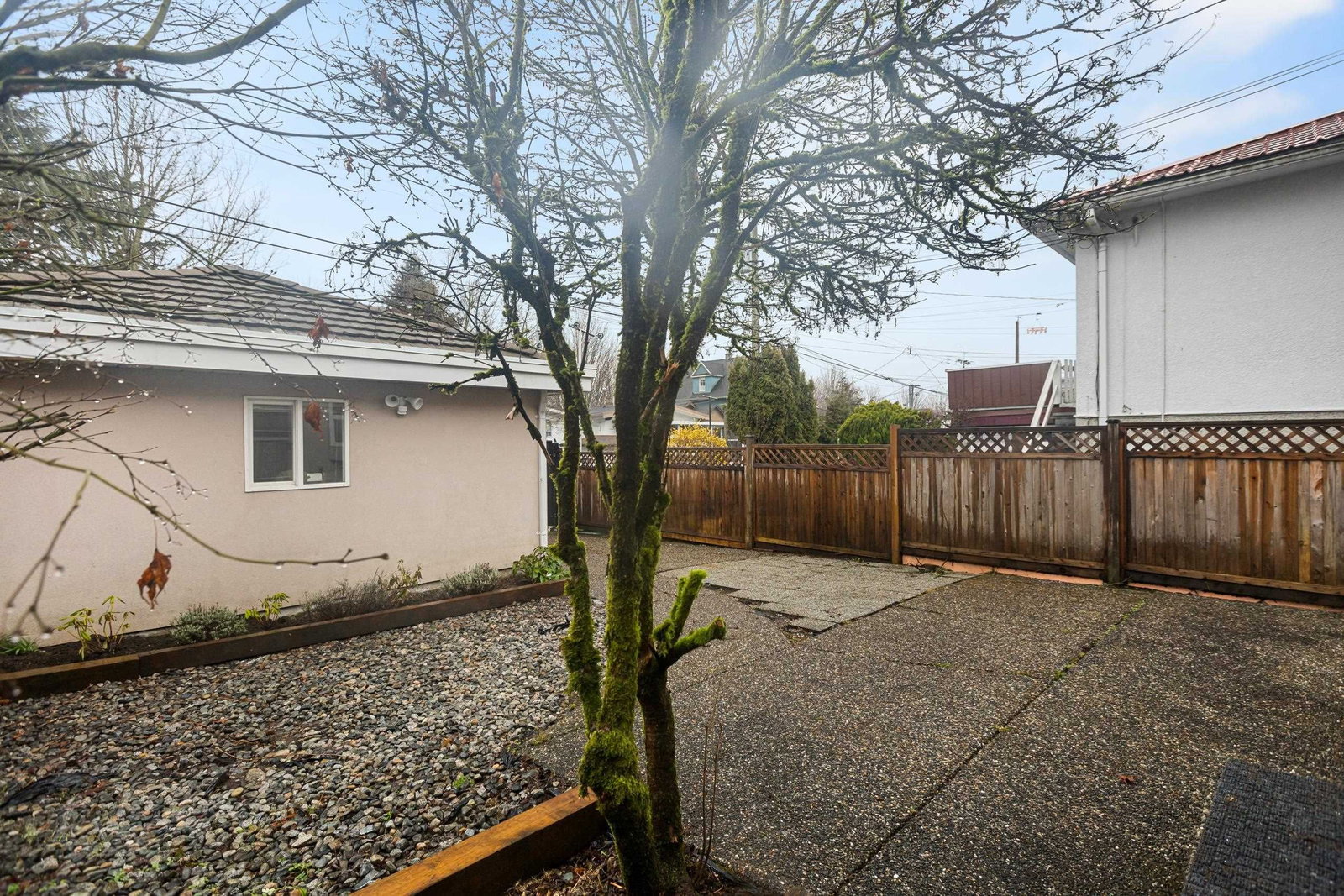 Listing Image 24