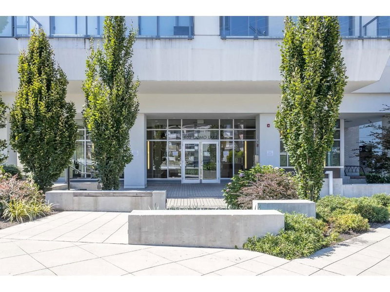 1002 - 602 Como Lake Avenue, Coquitlam, V3J 0G2 | Image 2