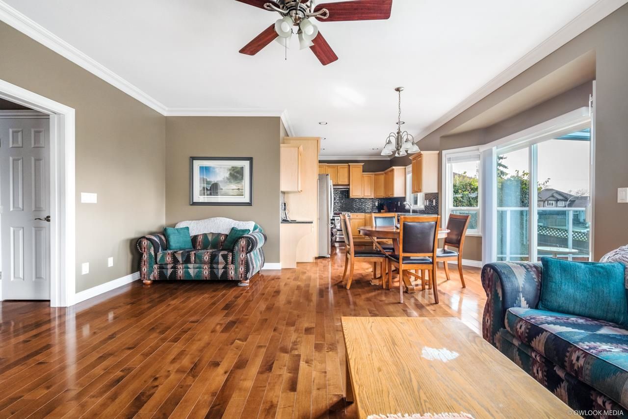 Listing Image 18
